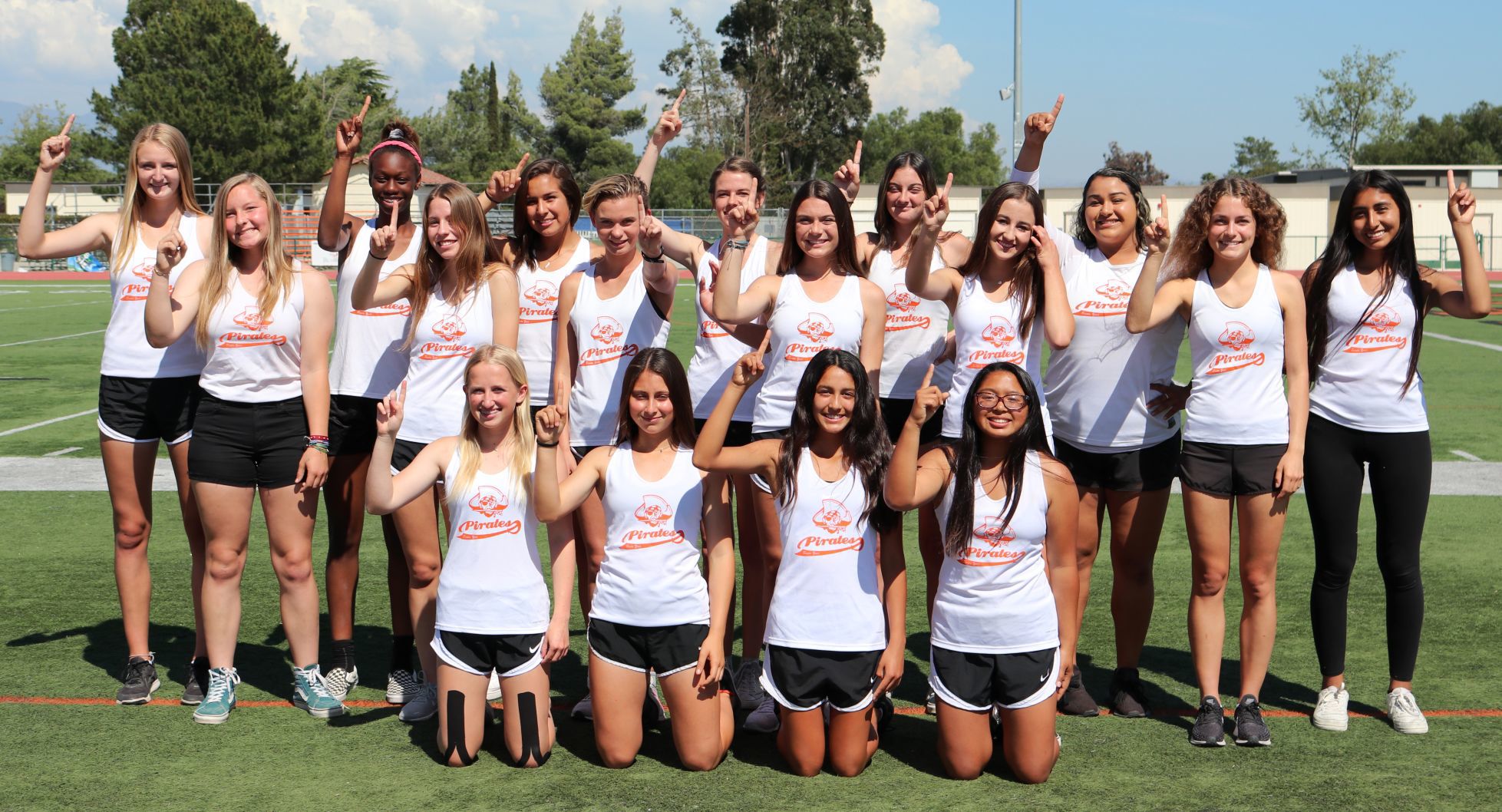 042717 SYHS girls track 01.JPG